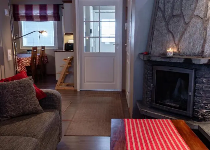 Ukkoherra 1 & 2 펜션 *